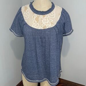 NWOT Hem & Thread Demin Color Short Sleeve Top Size S